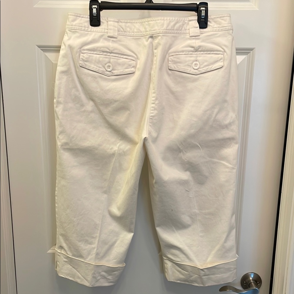 a.n.a. White cuffed Capris EUC 14 - Picture 7 of 15